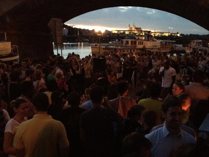 Fotografie 1 projektu Bajkazyl na Náplavce