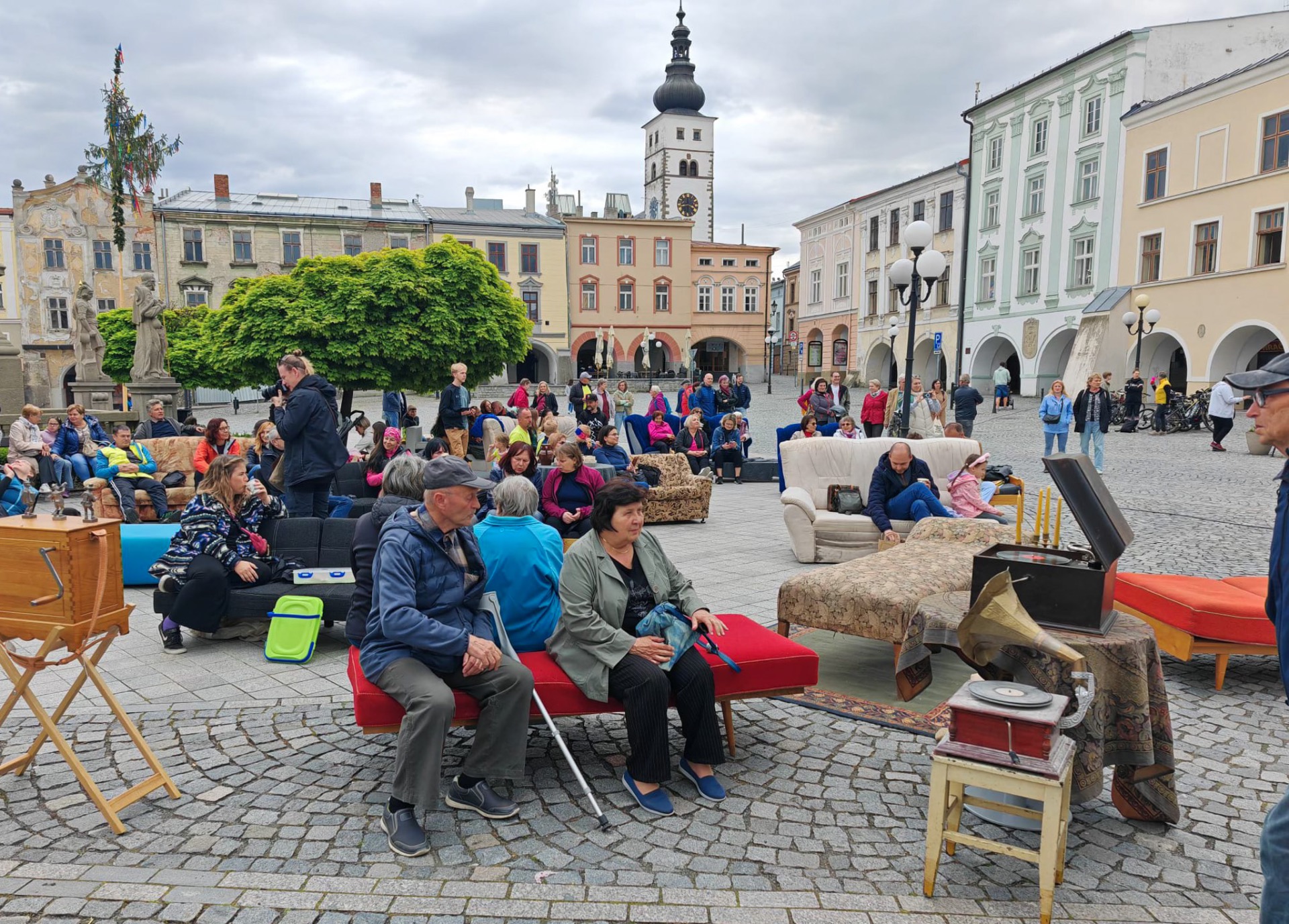 Fotografie 7 projektu NA POHOVKU / oslava narozenin Freuda