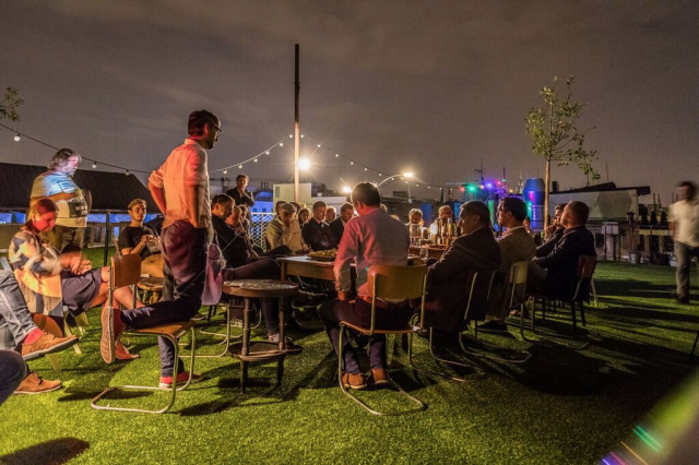 Hlavní fotografie projektu Salony na Střeše Lucerny